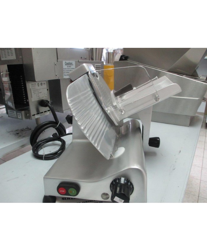 9" Electric Meat Slicer (Electromaster)